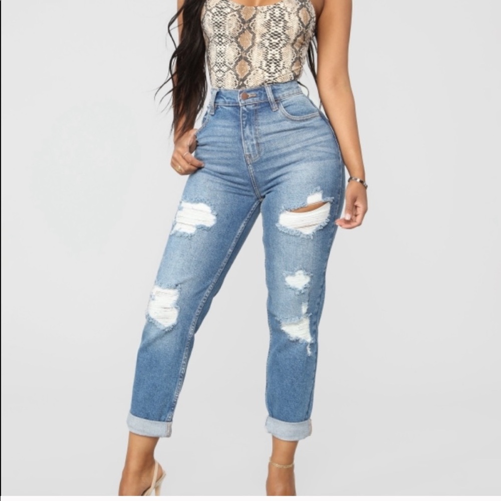 Fashion Nova Mom Jeans